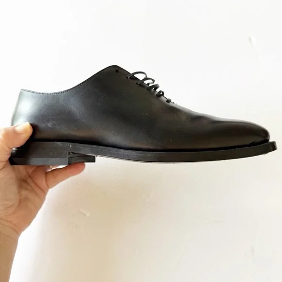 Ferragamo Fosco West Black Leather Lace-up Derby Loafer  display picture 1